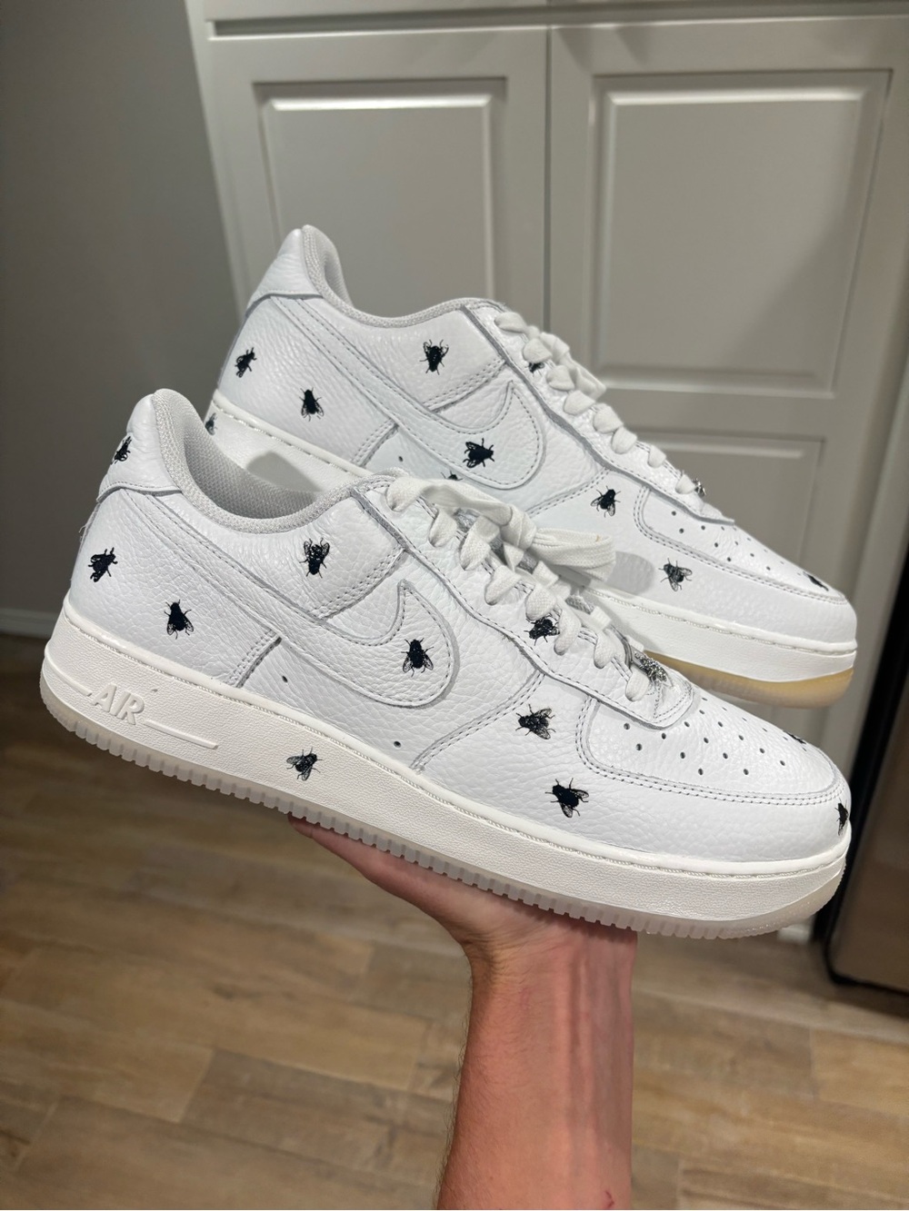 Nike Air Force 1 Summit Pebbled White Leather “HouseFlies” Size 13 | IM3081-100